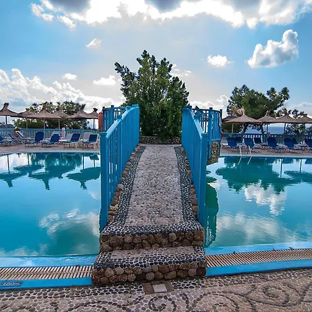 Hotel Karpathios Traditional